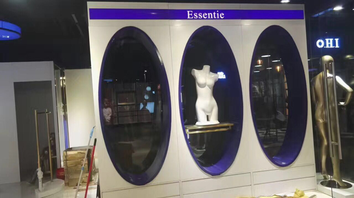 內(nèi)衣、服裝展柜